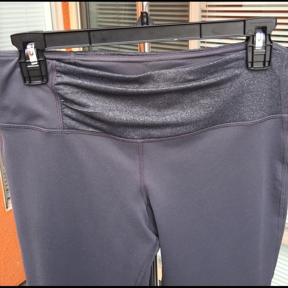 💕x2HP💕Lululemon grey leggings - Picture 3 of 6